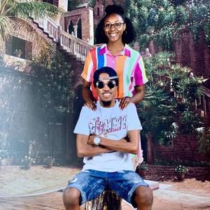 Meet your Posher, Dee